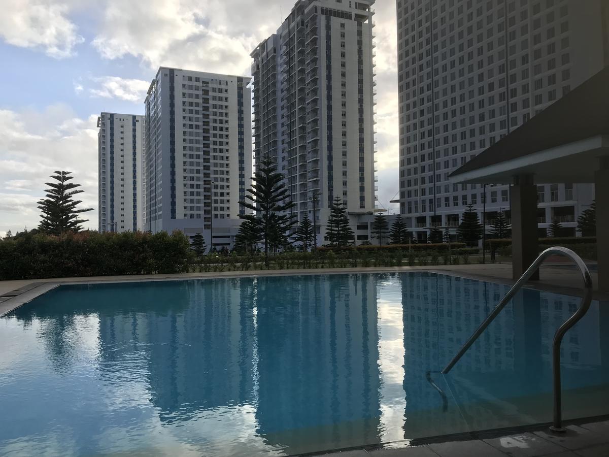 טגאיטאי Holy Family Condo At Wind Residences,Tagaytay מראה חיצוני תמונה