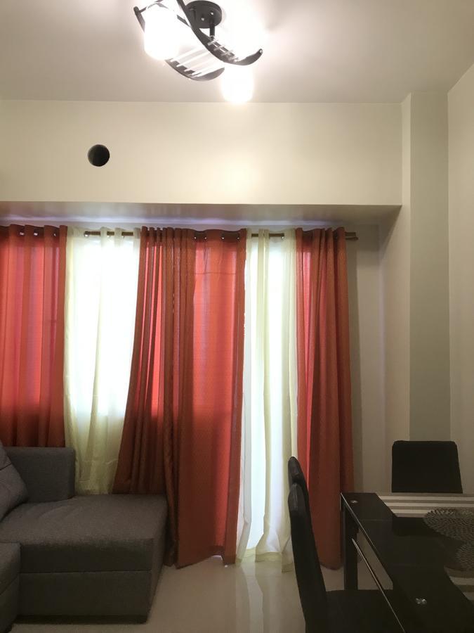 טגאיטאי Holy Family Condo At Wind Residences,Tagaytay מראה חיצוני תמונה