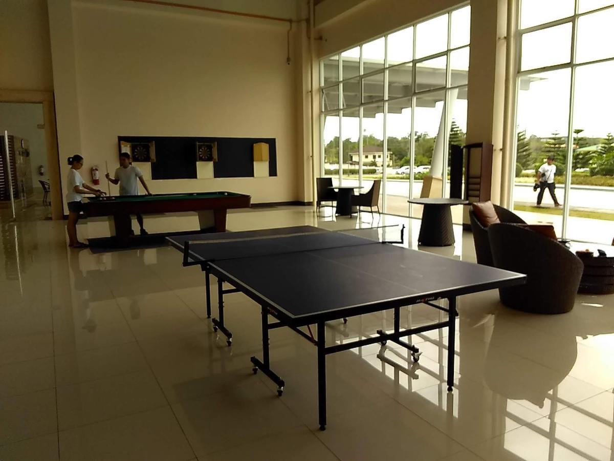 טגאיטאי Holy Family Condo At Wind Residences,Tagaytay מראה חיצוני תמונה