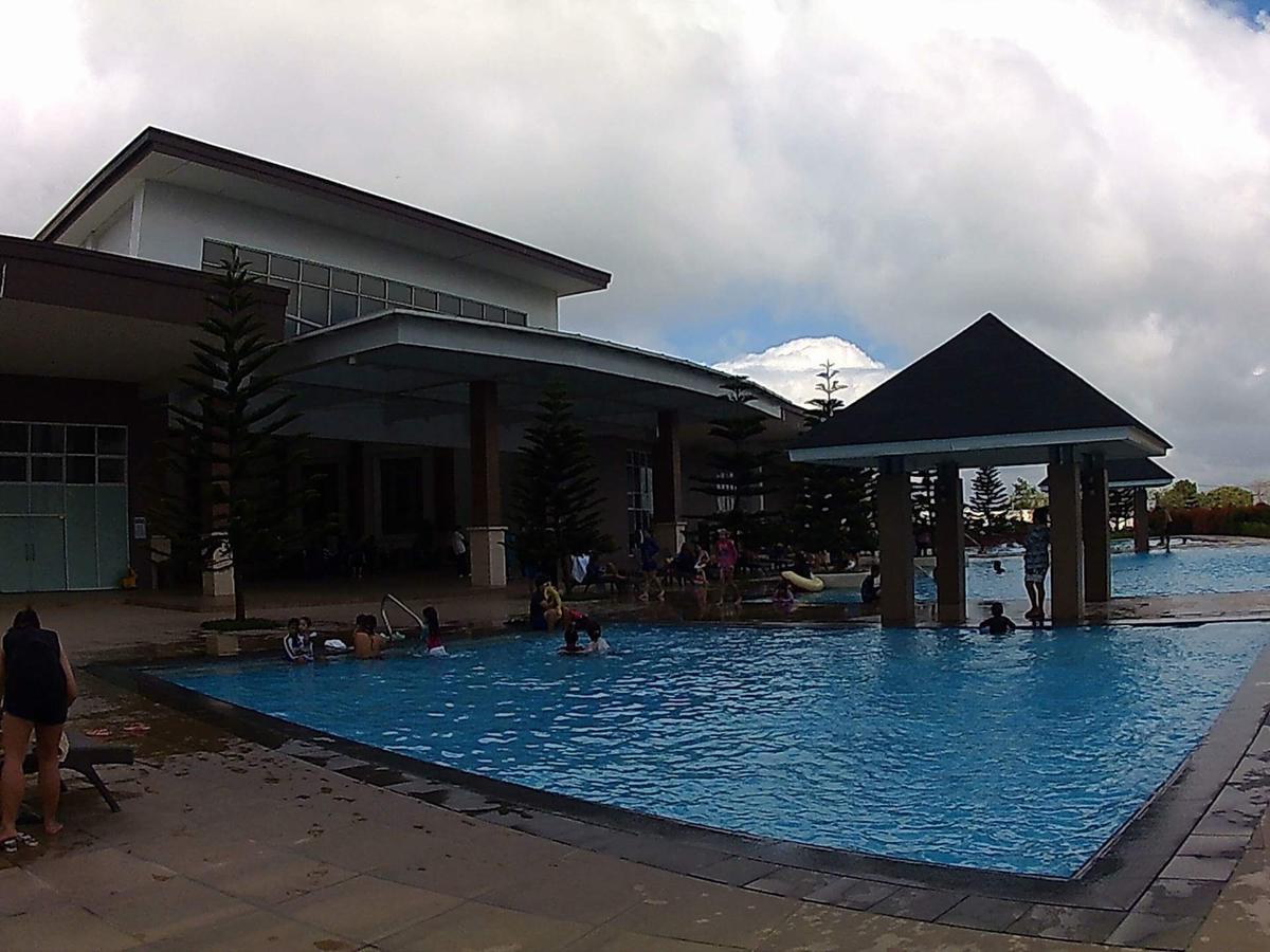 טגאיטאי Holy Family Condo At Wind Residences,Tagaytay מראה חיצוני תמונה